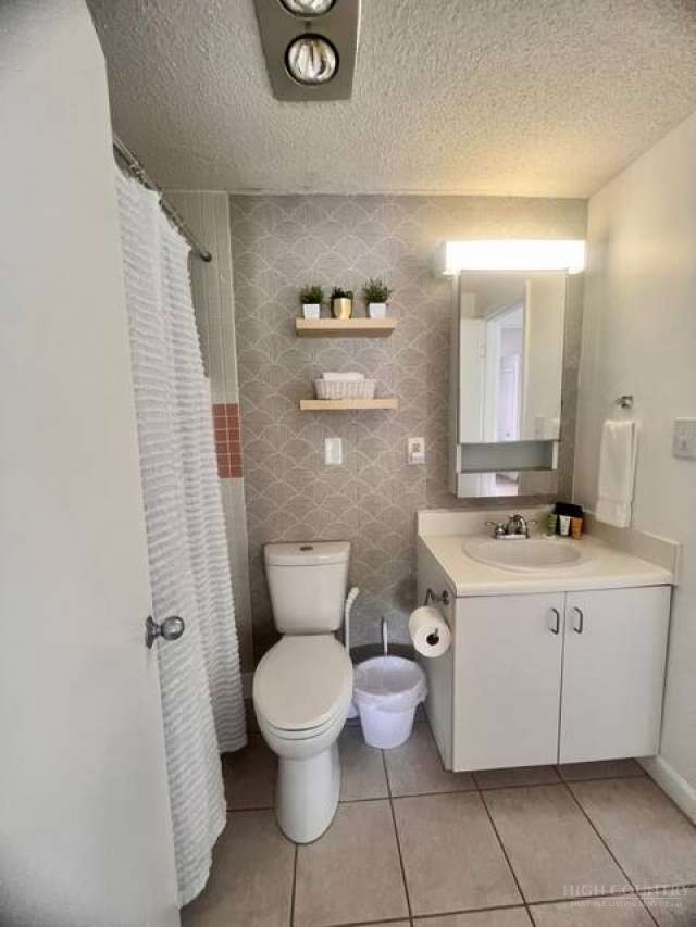 1040 Sugar Mountain Drive B14 Property Photo 18