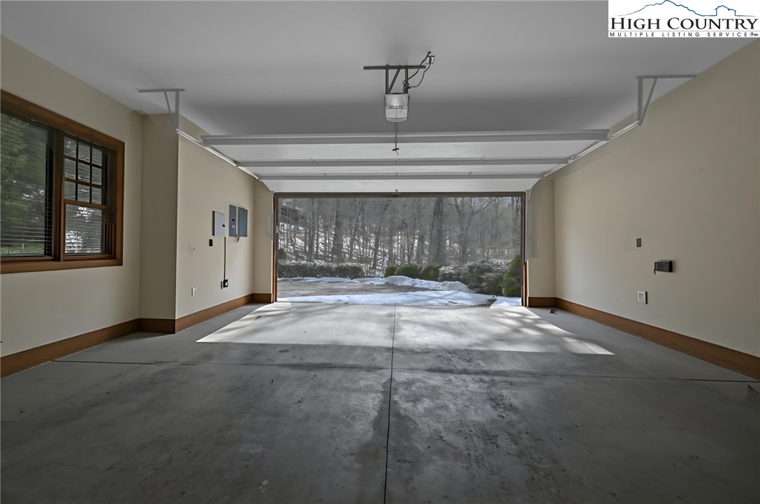 1226 Grouse Moor Drive Property Photo 6
