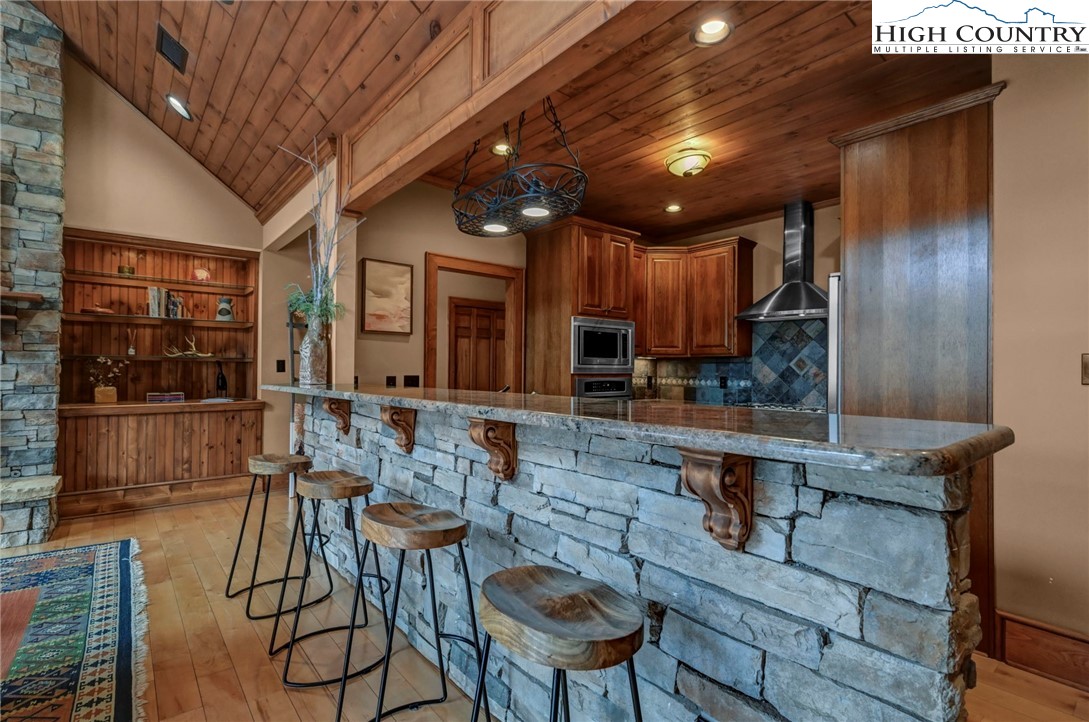 1226 Grouse Moor Drive Property Photo 10