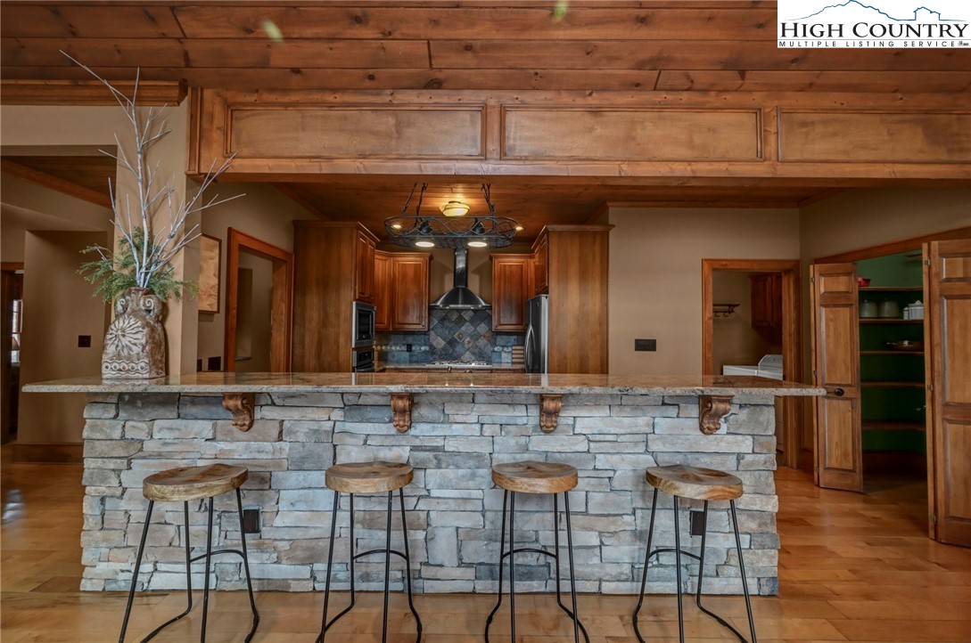 1226 Grouse Moor Drive Property Photo 11
