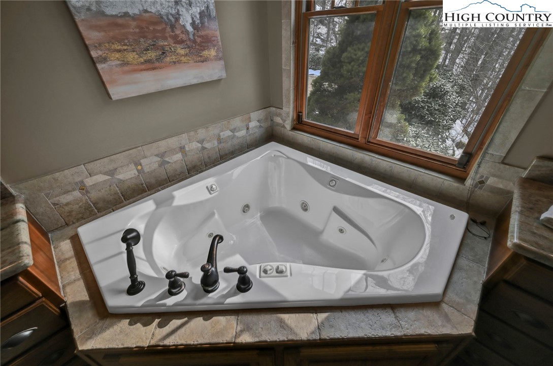 1226 Grouse Moor Drive Property Photo 24
