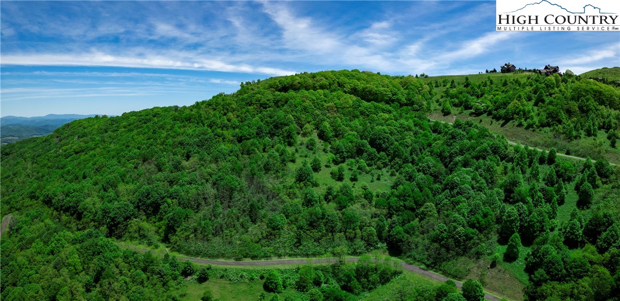 C610 High Mountain Nvno Property Photo 1