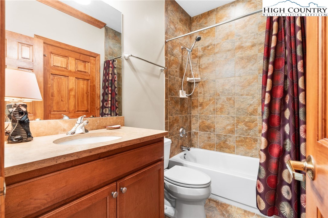 228 Pleasant View 8-d Property Photo 28
