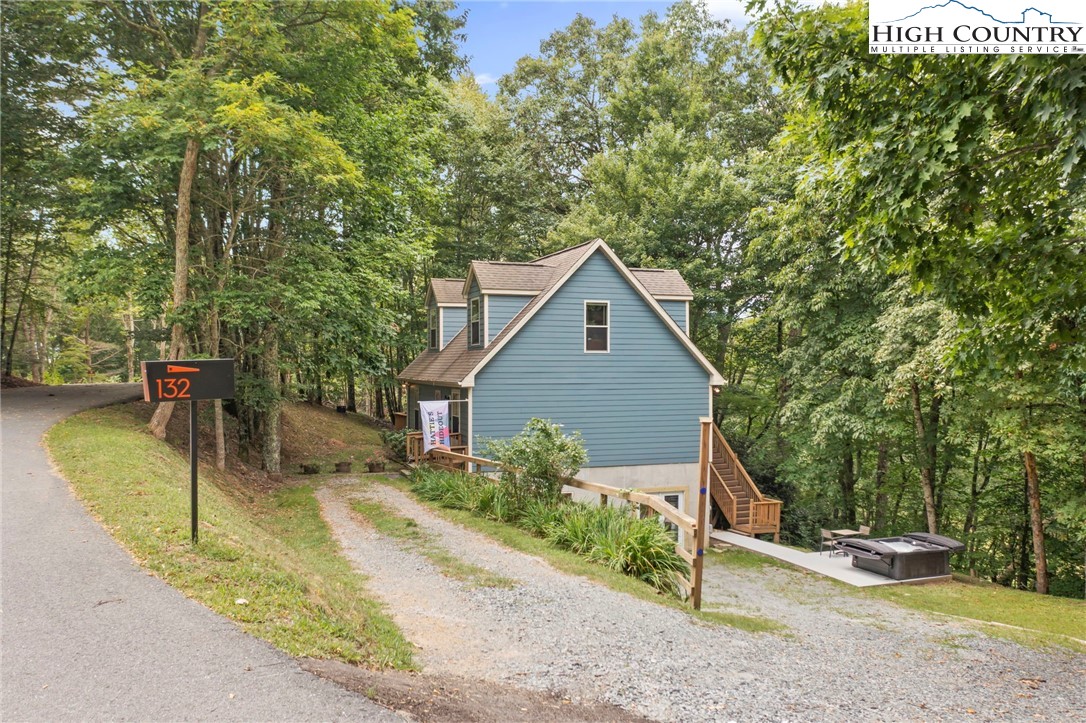 132 Heather Lane Property Photo 4