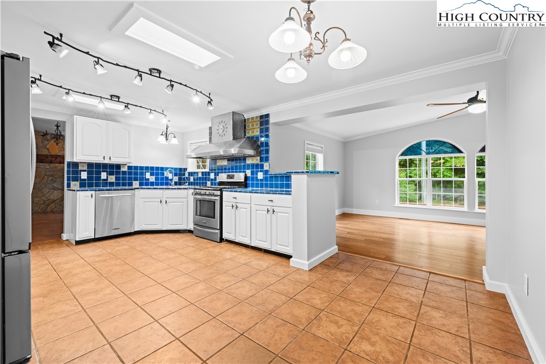 167 Wagon Wheel Lane Property Photo 10