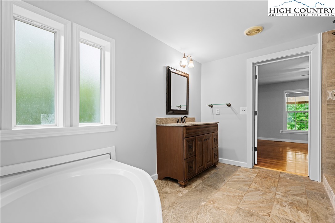 167 Wagon Wheel Lane Property Photo 18