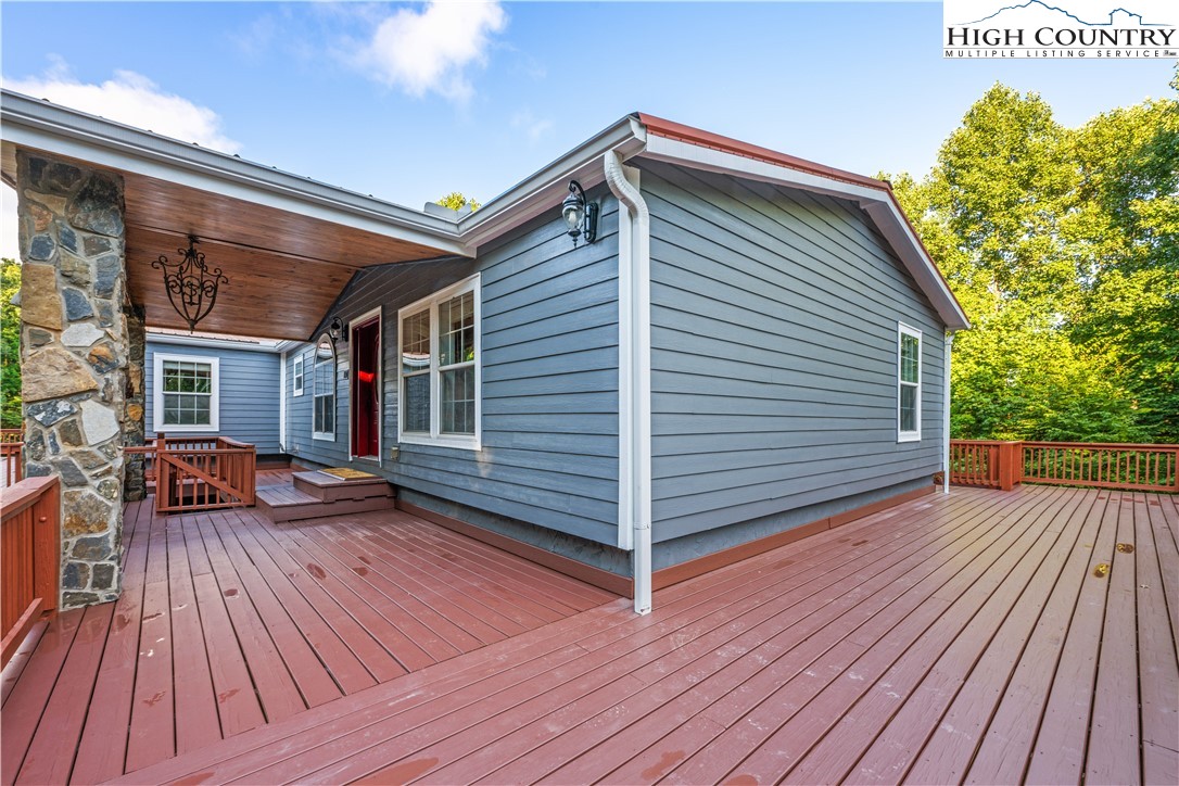 167 Wagon Wheel Lane Property Photo 33