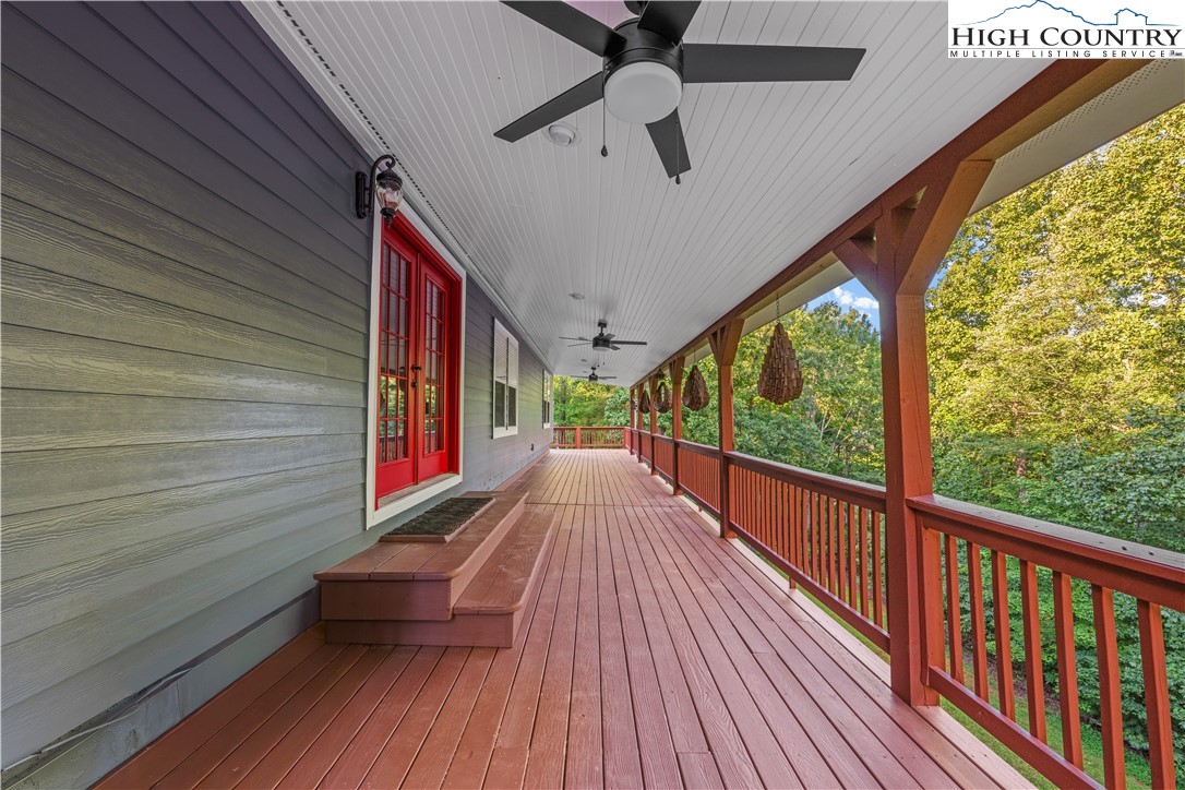 167 Wagon Wheel Lane Property Photo 34