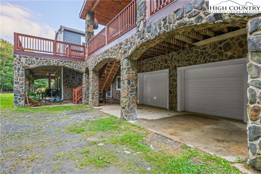 167 Wagon Wheel Lane Property Photo 37
