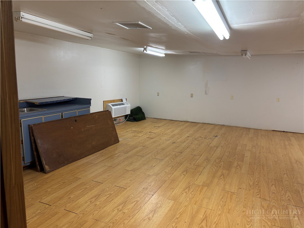 709 Cleveland Avenue Property Photo 7