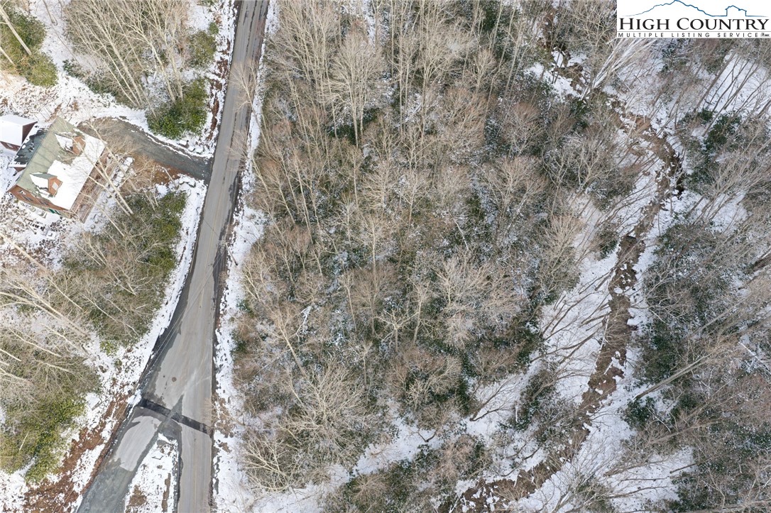 545 Pinnacle Ridge Road Property Photo 5