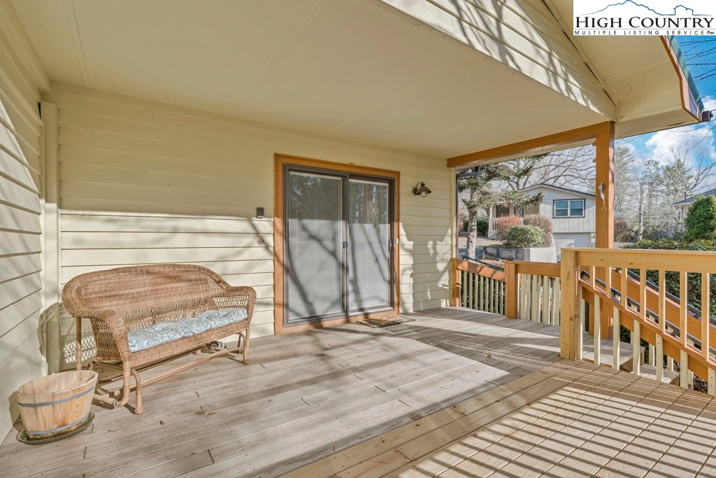 6 Ridgewood Lane Property Photo 32