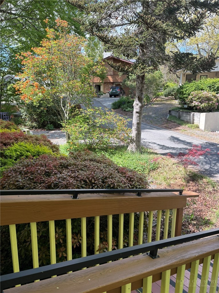 6 Ridgewood Lane Property Photo 37
