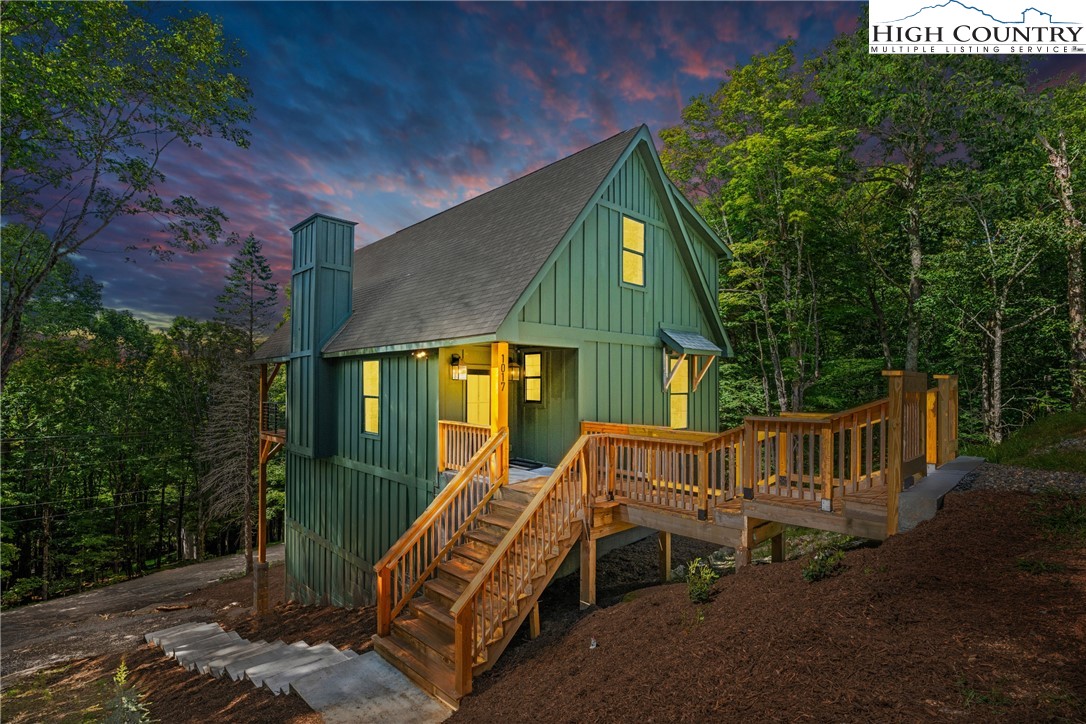 1017 Charter Hills Road Property Photo 1