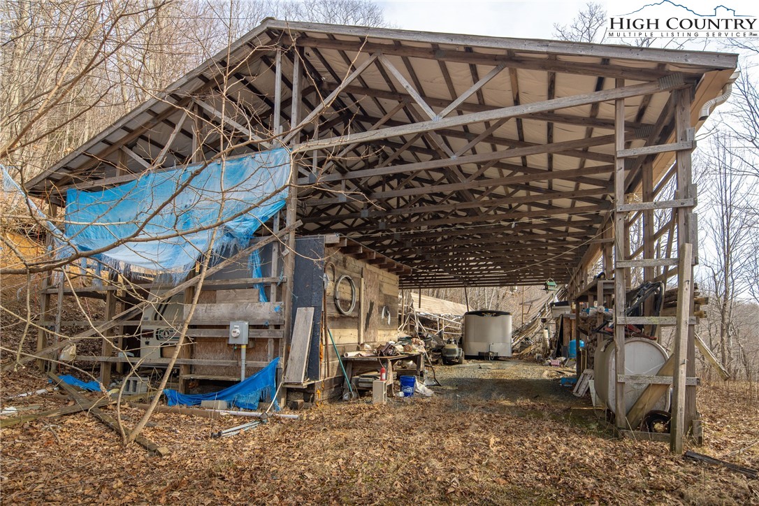 1395 Grady Winkler Road Property Photo 44