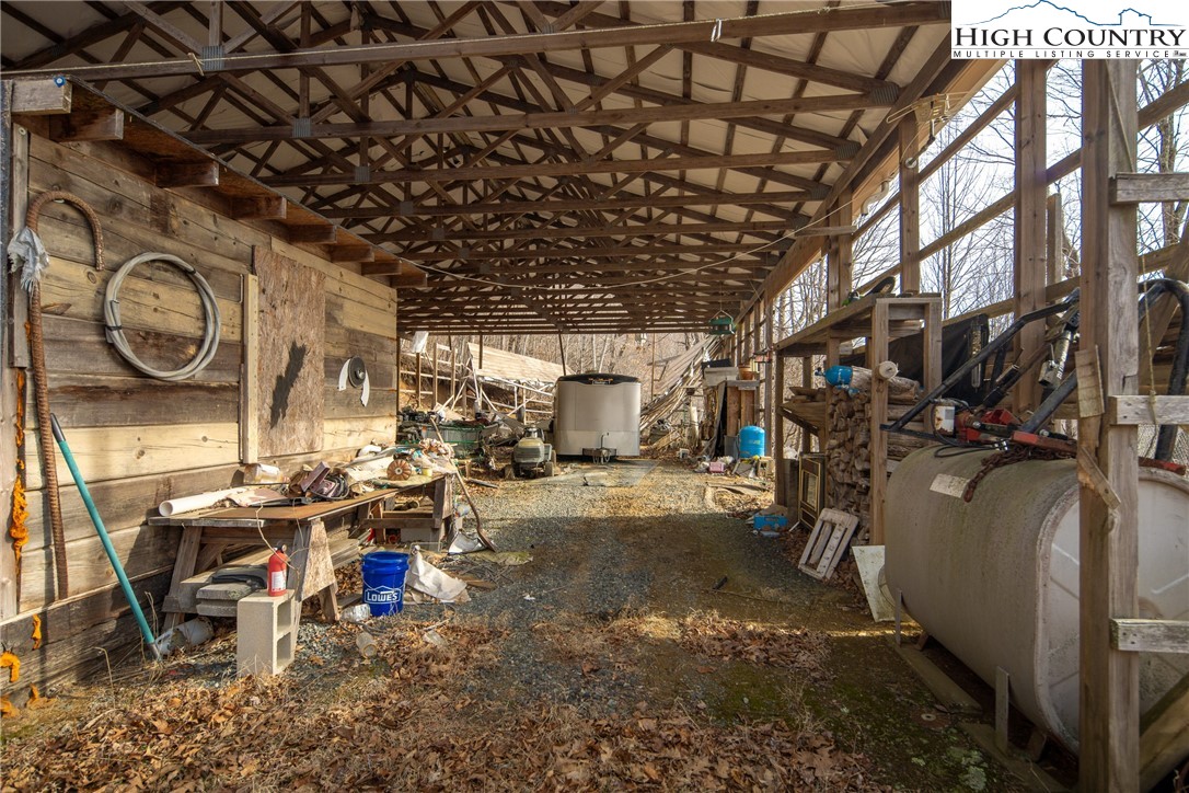 1395 Grady Winkler Road Property Photo 45
