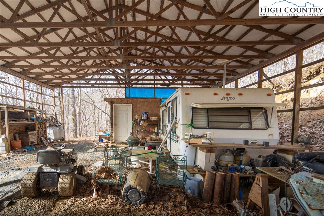1395 Grady Winkler Road Property Photo 49