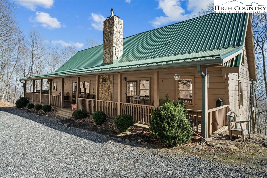 580 Little Tree Road Property Photo 1