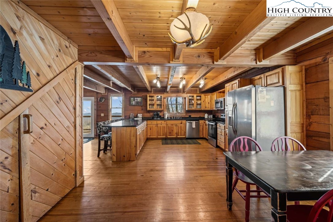 580 Little Tree Road Property Photo 10