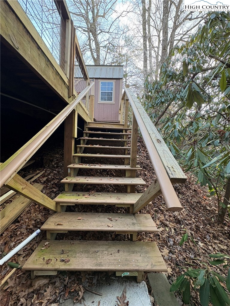 157 Hemlock Loop Property Photo 15