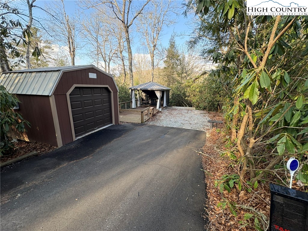 157 Hemlock Loop Property Photo 19