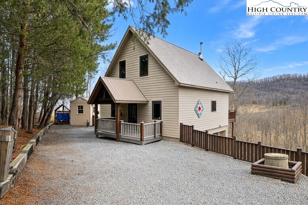 408 Eagle Ridge Road Property Photo 2