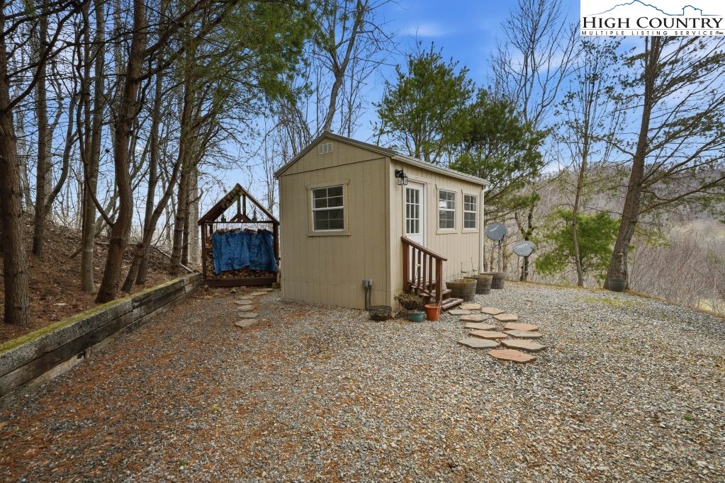 408 Eagle Ridge Road Property Photo 28