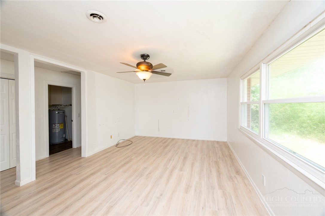 182 Owens Drive Property Photo 6