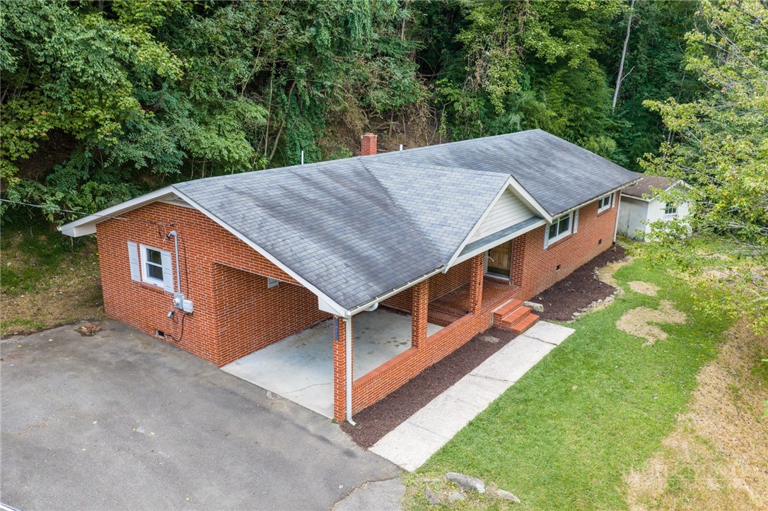 182 Owens Drive Property Photo 17
