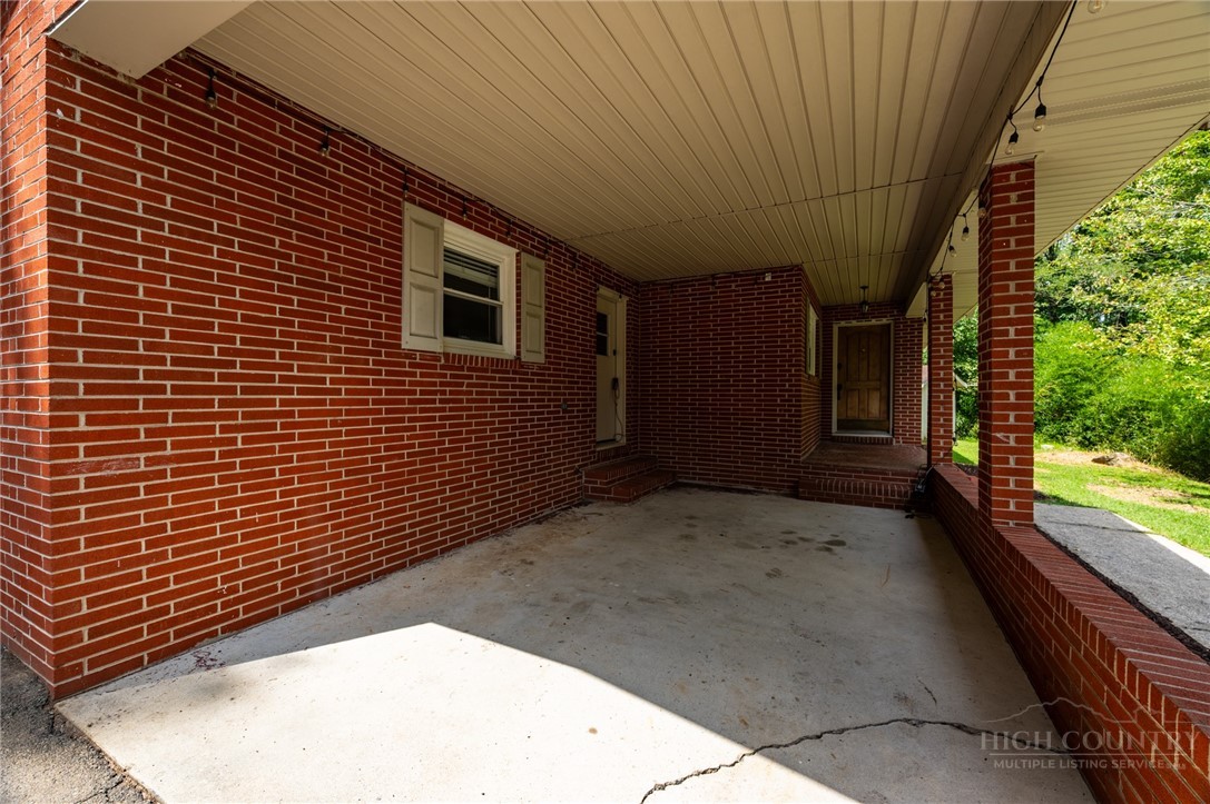 182 Owens Drive Property Photo 18