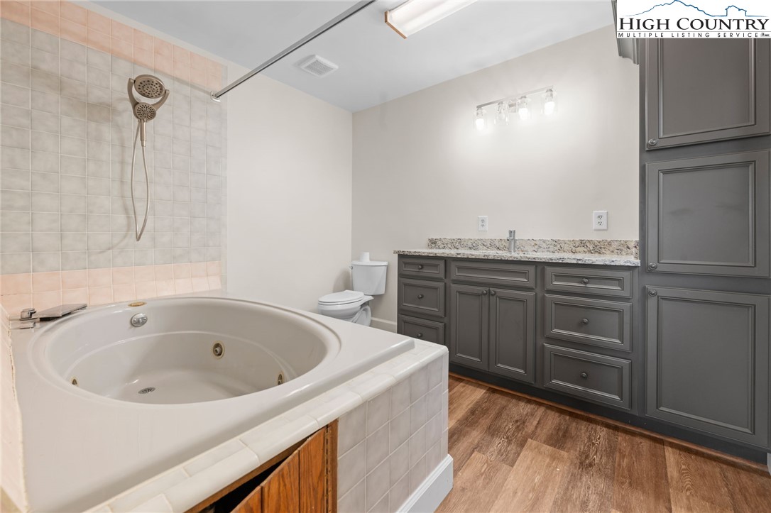 131 Hemlock Road Property Photo 12