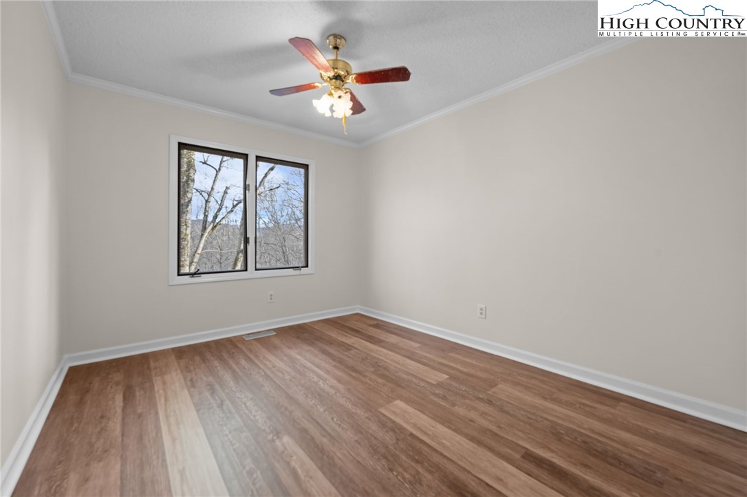 131 Hemlock Road Property Photo 14