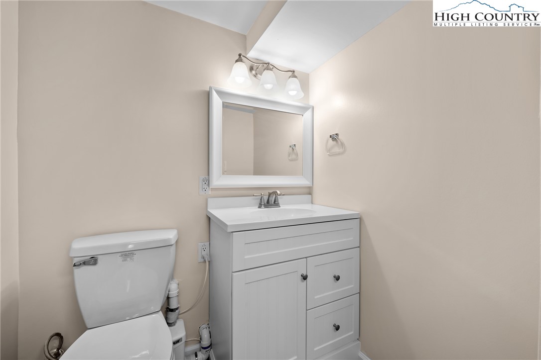 17 Elderberry Loop Property Photo 33