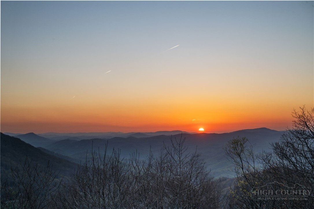 351 Windy Knob Trail Property Photo 18