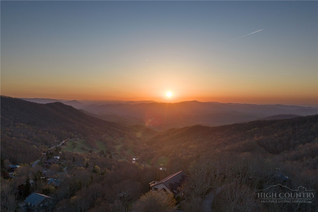 351 Windy Knob Trail Property Photo 19