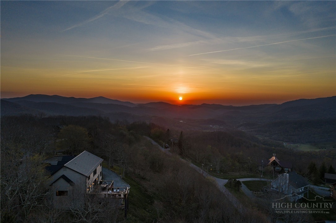 351 Windy Knob Trail Property Photo 42