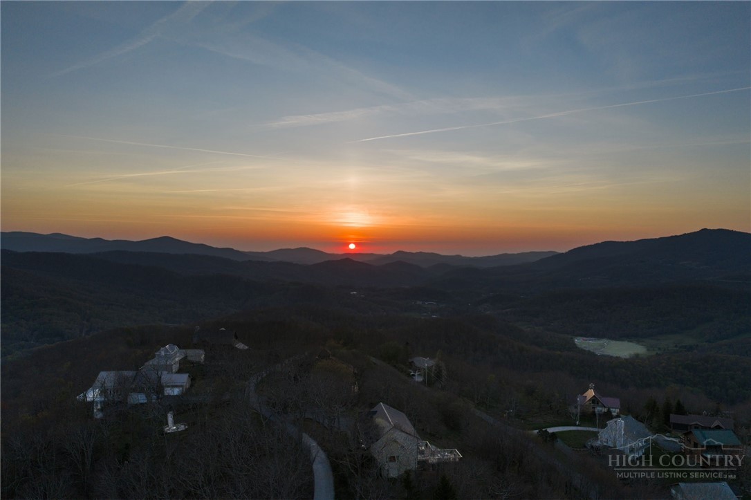 351 Windy Knob Trail Property Photo 43
