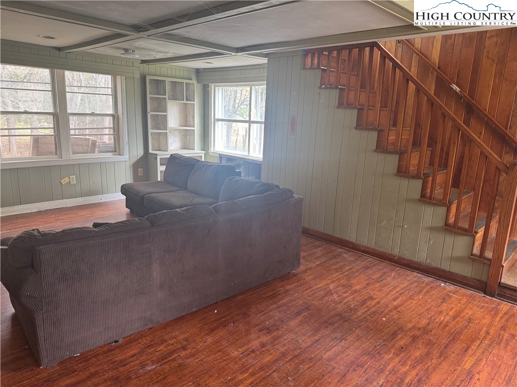 633 Cranberry Street Property Photo 9