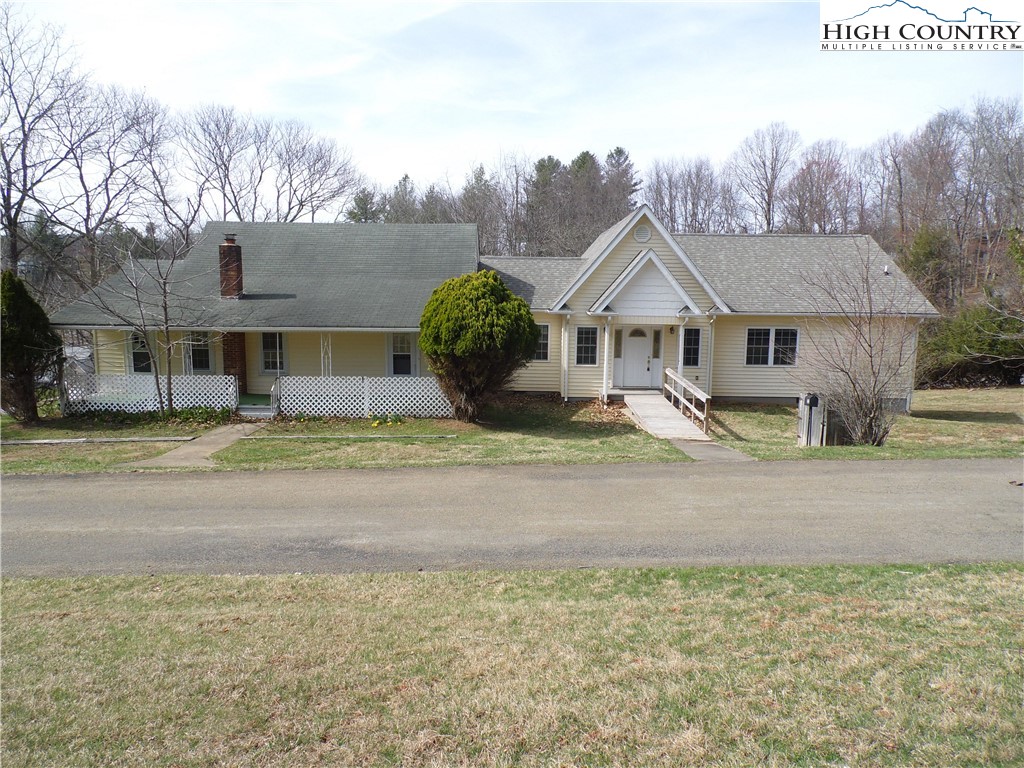 232 Riverview Drive Property Photo 1