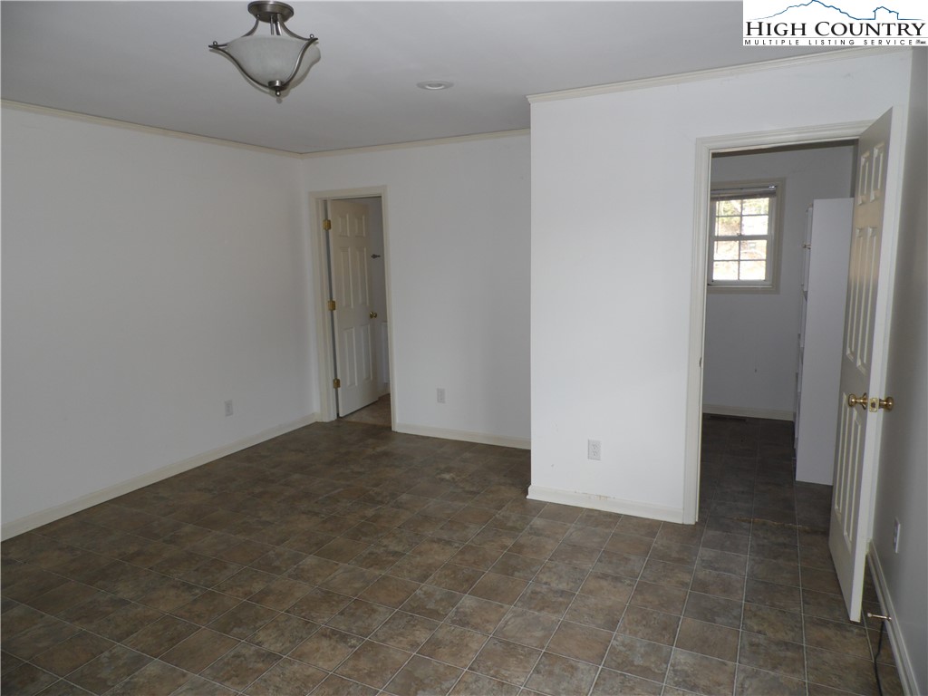 232 Riverview Drive Property Photo 18