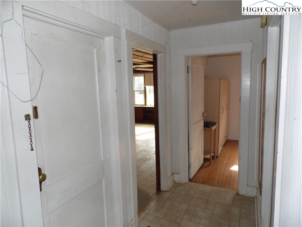 232 Riverview Drive Property Photo 25