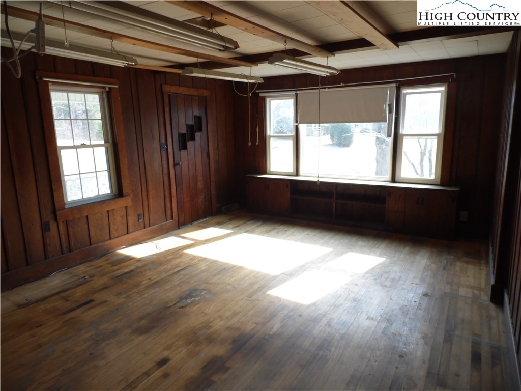 232 Riverview Drive Property Photo 28