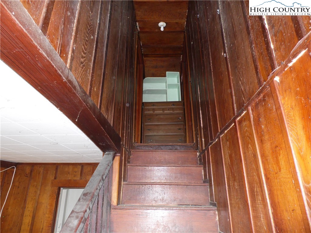 232 Riverview Drive Property Photo 31