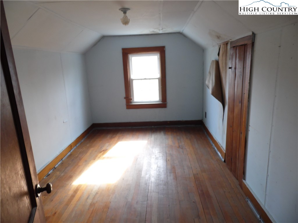 232 Riverview Drive Property Photo 33