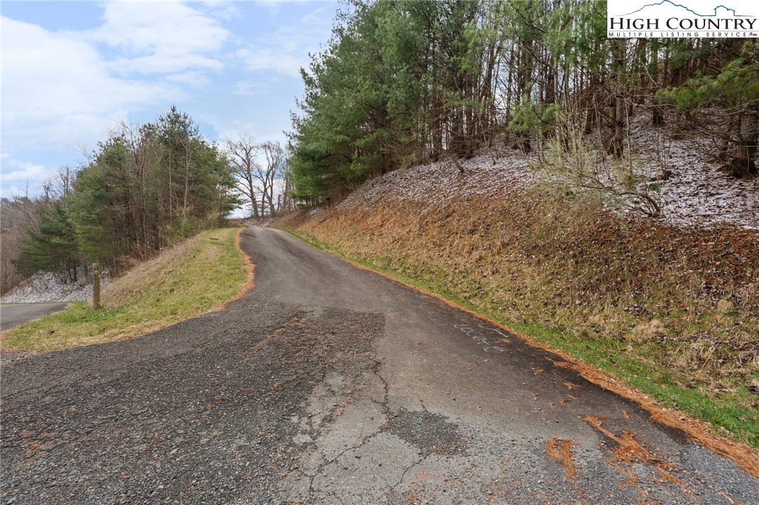 Lot 27 Hollowcrest Property Photo 7