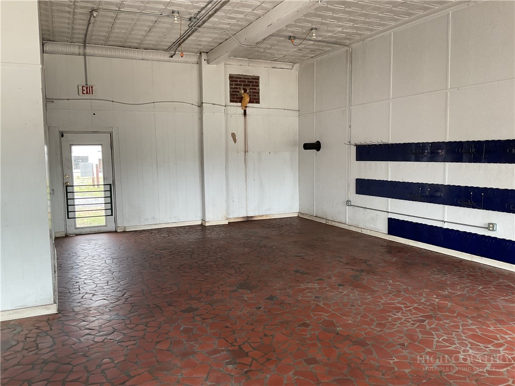 80 N Main Street Property Photo 8