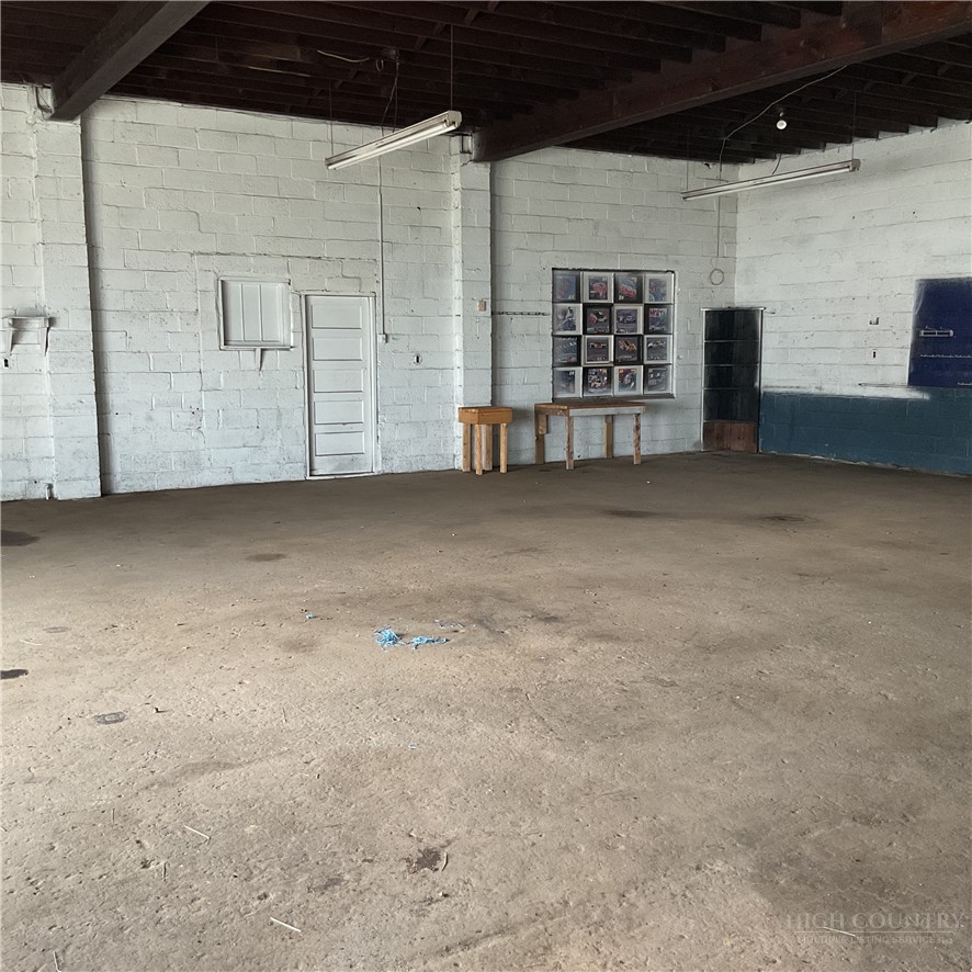 80 N Main Street Property Photo 16