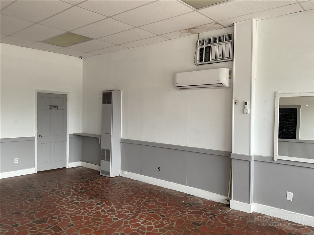 80 N Main Street Property Photo 25