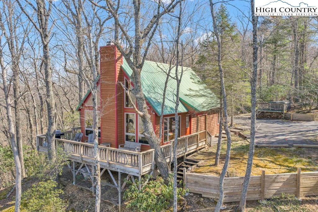 2095 Elk Ridge Road Property Photo 2