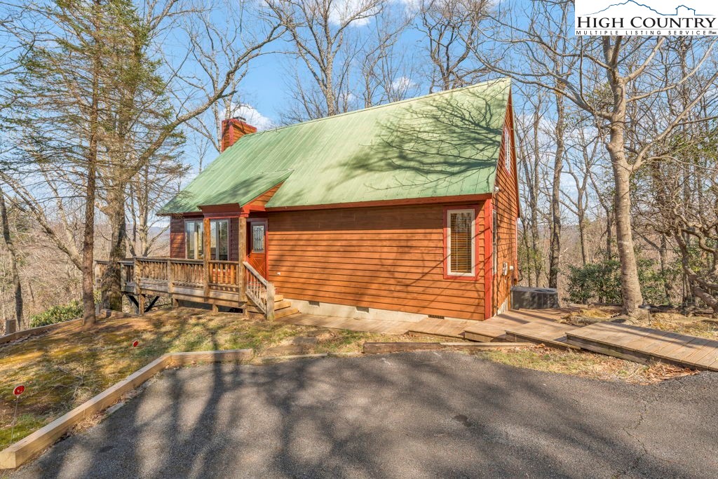 2095 Elk Ridge Road Property Photo 4